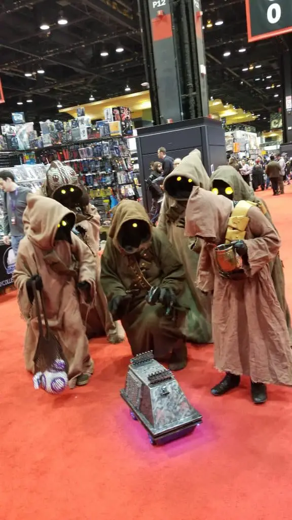 C2E2 Sunday Cosplay Photos Part 2