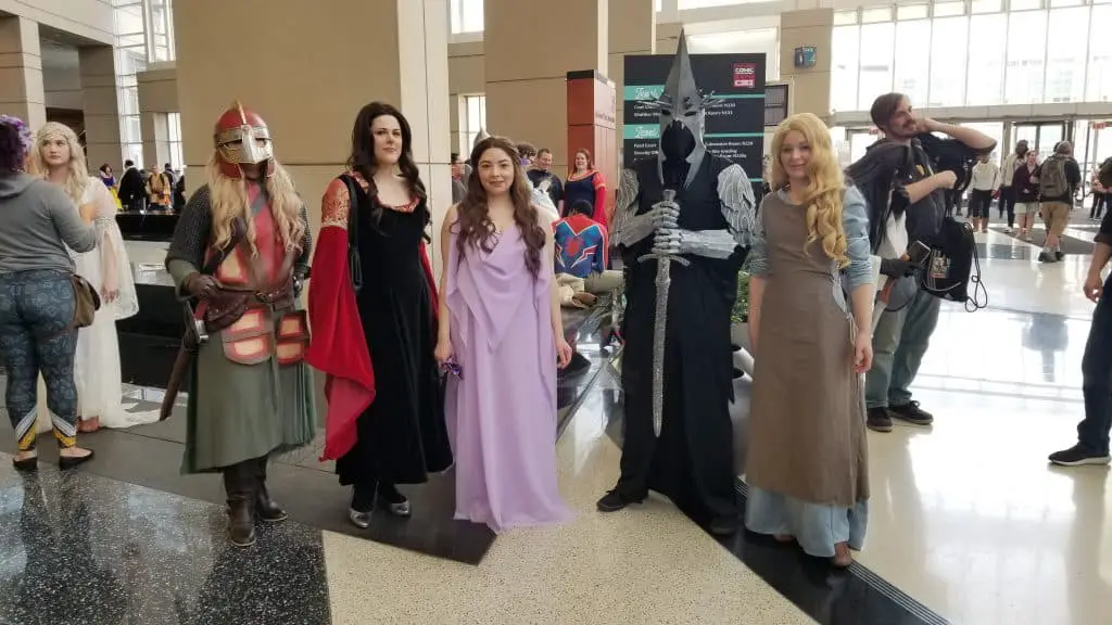 C2E2 Sunday Cosplay Photos Part 2