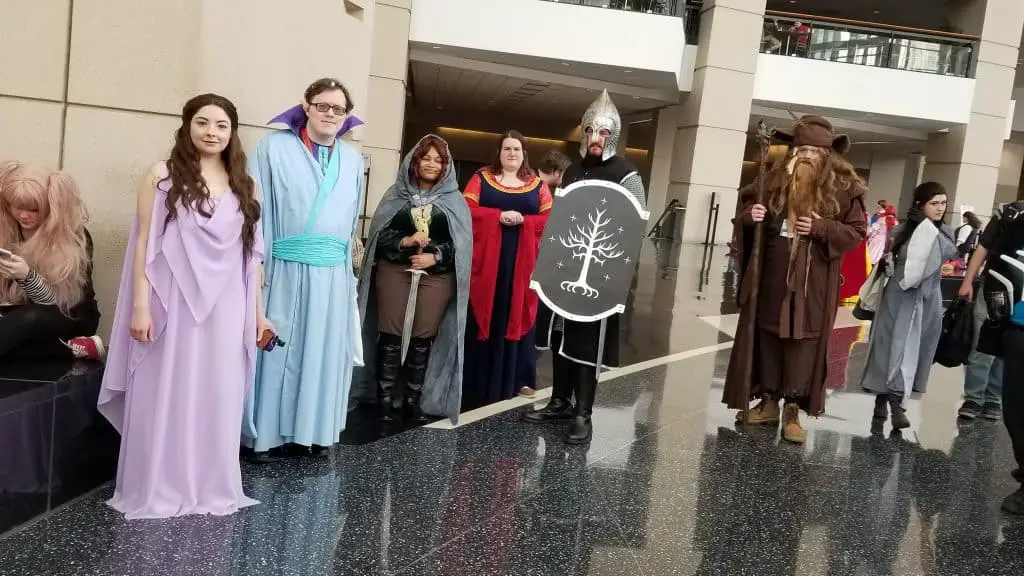 C2E2 Sunday Cosplay Photos Part 2