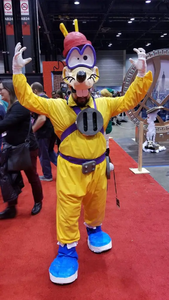 C2E2 Sunday Cosplay Photos Part 2