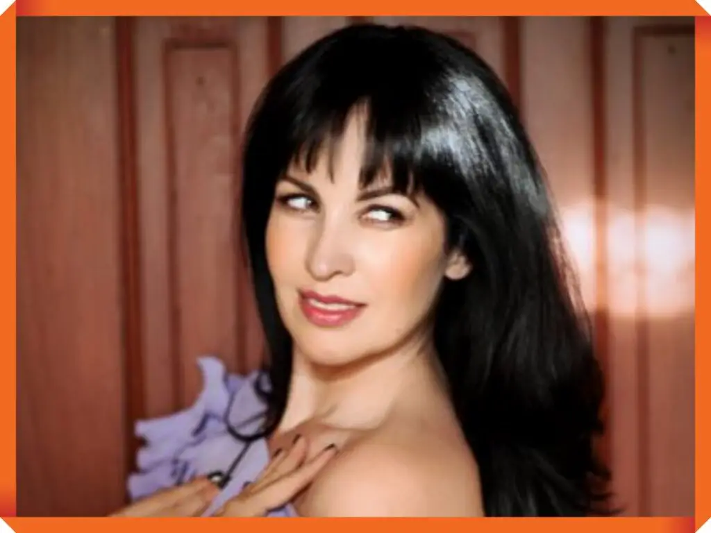 Grey DeLisle