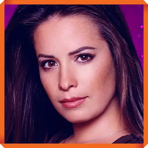 Holly Marie Combs