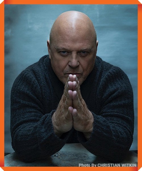 Michael Chiklis