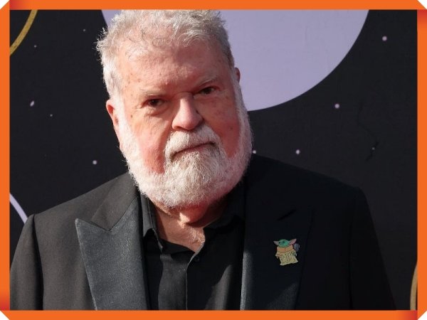 Dean Cundey
