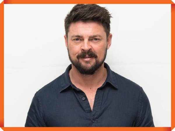 Karl Urban